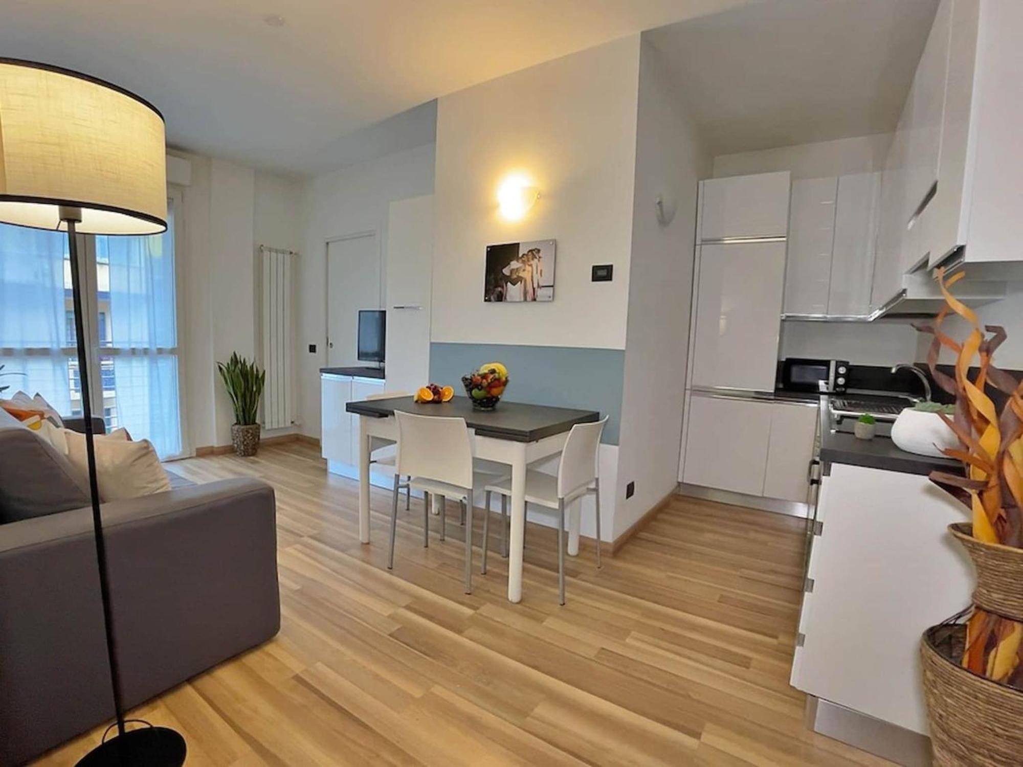 Apartment Candiani F1 Bilocale Milan